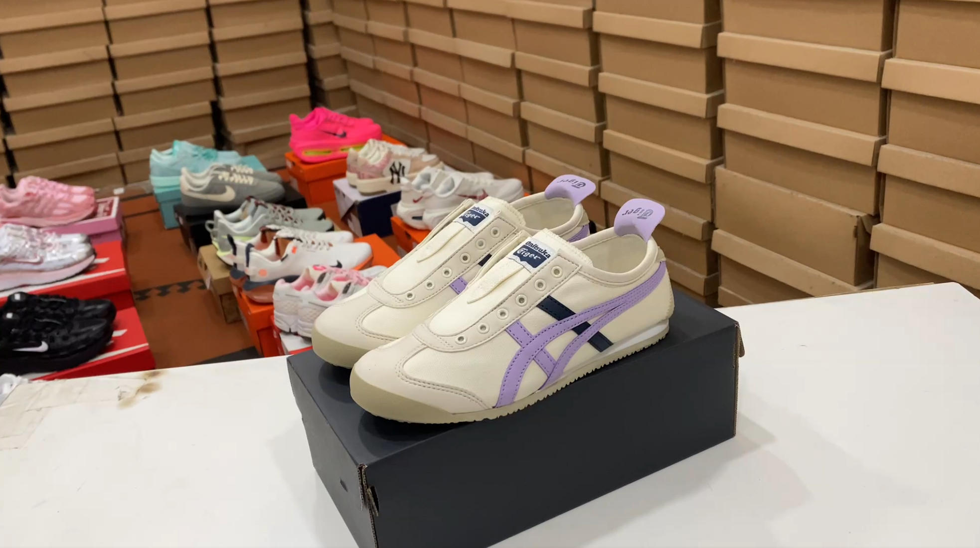 sneaker